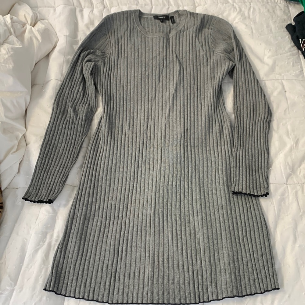 NEVER WORN Theory knit stretch dress